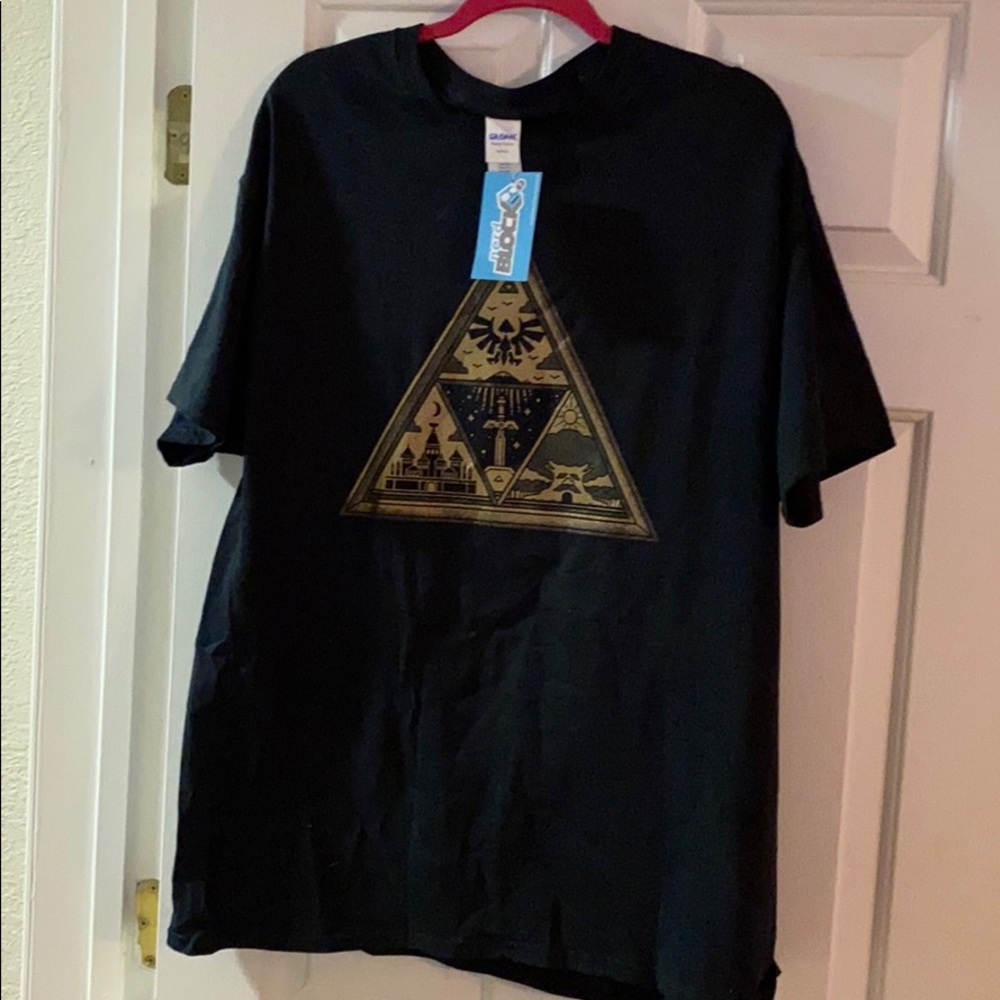Zelda Black and Gold T-Shirt